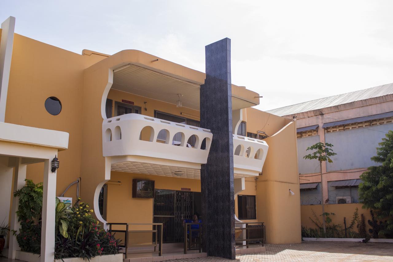 Lovista Hotel North Legon Exterior foto